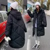 Trenchs de Femmes Manteaux Long Lâche Manteau Casual Femmes Parkas Vêtements À Capuchon Élégant Veste D'hiver 2023 Femme Coton Rembourré Vêtements D'extérieur T152