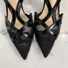 Sandales d'été en maille noire respirante, cravate croisée pointue, chaussure unique, talons hauts fins, robe de banquet en cuir véritable pour femmes