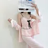 Kobietowa odzież sutowa Velvet 3pcs Pajama Zestaw Zestaw jesień zima kobiety seksowna patchworka koronkowa odzież nocna pijamas garnitur luźne nadruk welurowe odzież domowa