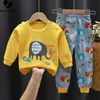 Пижамы Детские пижамные комплекты для мальчиков и девочек с мультяшным принтом, милая футболка с длинными рукавами, топы и штаны, осенняя одежда для сна для малышей 231030