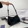 Kadın Çantalar Hobo Çanta Alışveriş Çantaları Patent Deri Crossbody Messenger Çantaları Lüks Tasarımcı Çantalar Zarf Cüzdan