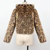 Pele feminina zt0007 europa e américa outono inverno roupas plus size feminino leopardo impressão falso casaco com capuz de pelúcia curto casaco