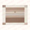 Couvertures de laine tricotées de luxe automne épais tapis en cachemire maison canapé-lit couverture couverture lettre impression extérieure coupe-vent châle couverture