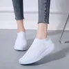 Gai gai klänning vip stickade sneakers för kvinnor höst glid på andningsbara mesh casual skor kvinna platt klackar plus storlek loafers zapatos mujer 231027