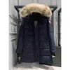 Puffer Women's Down Parkas Designer Canadian Goose Mid Length Preferer Down Womens Stacket أسفل الشتاء المعاطف الدافئة السميكة Womens88