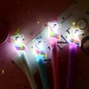 wholesale 16 stile creativo simpatico cartone animato unicorno penna luminosa luci a LED testa di silice penna gel 0,5 mm materiale scolastico per ufficio regalo per studenti di cancelleria