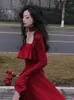 Vestidos casuais outono vermelho vintage elegante vestido mulheres flare manga designer doce longo feminino babados retro princesa irregular 2023