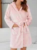 Kadınların Pijama Kış Sıcak Kadın Pazen Elbiseleri Sıradan Uzun Kollu Kimono Hoodies Nightwear Boş Zaman Yumuşak Velvet Kalemler Şık Belted