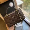 Fashion Womens Makeup Bag 14/18cm Shoulder Bag Leather Diamond Gold Hardware Metal Buckle Luxury Handbag Matelasse Chain Crossbody Bag Box Bags Designer Sacoche