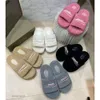 Familie Shearling Balencaiiga Nieuwe Sandaal b Harige 2023 Sandalen Slipper Echt Leer Lamsbont Dames Een Stuk Dikke Bodem Matsuke Plat Borduursel Slop