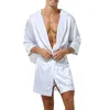 Vêtements de nuit pour hommes Hommes Surdimensionné Lâche Satin Soie Mince Sexy Peignoir À Capuchon Pyjamas Robe De Bain Robe De Nuit À Lacets Mâle