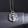 Pendentif Colliers Personnalité pour hommes Crâne Croix Serrure Collier en acier inoxydable Hip Hop Punk Tendance Bijoux