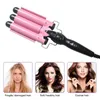 Curling Irons 3 Barrel Curling Iron Wand Temperaturjusterbar splint Keramiska trippelfat hårvävar Bärbar hårjärn Curler 231030