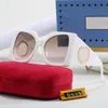 Designer di montature Lenti in nylon HD Protezione dalle radiazioni Occhiali alla moda Tavolo adatto a tutti i giovani Indossa occhiali da sole prodotti Specchio solare