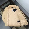 Jaquetas masculinas designer 2023 novo bolso zíper triângulo casaco versátil com pescoço de beisebol bagunçado macacão moda masculina 86g7