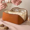 Kosmetiska väskor fodral stor resväska för kvinnor läder makeup arrangör kvinnlig toalettartikat smink förvaring påse lyx lady box 231030