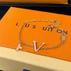 Designer Letter Bracelet Women's Boutique Love Jewelry New Luxury Gift Bracelet Women's Cute Style Pink Bracelet Christmas Family Gift Chain Bangle