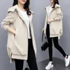 Trench da donna 2023 Primavera e autunno stile coreano kaki sciolto rilassato giacca a vento con cappuccio di media lunghezza nero cappotto di moda per le donne Top