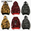 23SS New Craftsmanship Mens Hoodies Tubarão Pulôver Hoodie Designer Harajuku Moletom Marca de Moda Co-branding Camuflagem Luminosa Novo Hoodie