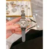 AP Women dyra Diamond Watch Royal Oak Bust Down Watches 25J1 Fantastiska diamanter Bezel Rubber Strap Fashion Quartz Uhr Montre Audmar Luxe