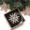 Decorações de Natal 12PCSBox Vintage Floco de Neve Natal Pingentes de Madeira Ornamentos Enfeites de Árvore de Natal Decorações de Natal Penduradas Presentes 231031