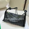 Siyah kadın omuz çantası dokuma tasarımcı çanta düğümü örgü yeşil b crossbody çantalar erkek çanta kılıfları hobo torbası altında 0902