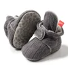 Premiers marcheurs Chaussettes bébé hiver bébé garçon fille chaussons pelucheux doux chaussures pour tout-petits premiers marcheurs antidérapant chaud né infantile berceau chaussures mocassin 231031