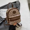 2023 Nowa klasa studencka żeńska Trend Trend Trend Torebka Travel Travel Crossbody Store Store Ramię wyprzedaż