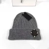 Diseñadores clásicos Sombrero para hombres Mujeres 2023 Invierno Cálido Diseñador de gama alta Marca Sombrero de punto Moda Street Hats Regalo de Navidad G2310317PE-3