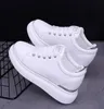 Sukienka Buty Ukryte obcasy Platforma Kobiety klinowe Sneakers Ladies Golden White Buty żeńskie Krasovki Tenis feminino Casual 231030