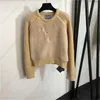 Lady Sıcak Örgü Jumper Sweatshirt Kadın Tasarımcı Sweaters Peluş İşlemeli Mektup Patchwork Chunky Tap Muney Crewneck Uzun Kollu Kazak Kazak Kadın Giysileri