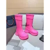 Designer Boots Womens Long Boots Classic Round Head Luxury Rubber Boots High Barrel Rainshoes Thick Sole Boots