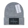 Moda NUOVO Beanie Skull Caps Designer Elegante Skull Cap Lettera Beanie Uomo Donna Caldo cappello di lana Unisex R-12