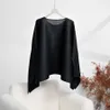 Damen-T-Shirts, einfarbiger Cape-Mantel für Damen, Miyake-Plissee, 2023, Sommer, Rundhalsausschnitt, Nischendesign, Schaloberteil