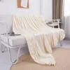 Blankets Winter Flannel Tassel Ball for Beds Warm Lightweight Plush Fleece Sofa Cover Decor European Style Solid Shawl Blanket 231030