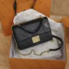 Borsa a tracolla da donna borsa a tracolla con catena tote borse moda lusso di alta qualità borsa shopping per ragazza in pelle di grande capacità 6 colori 1031-35