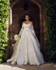 Elegant Shine Satin A-Line Wedding Dresses Sexig V-ringning Bollklänning PLEATED LACE BROSE TRUIC BRODAL CLOWS Dress Plus Size Anpassad D-H23537