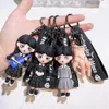 Action Toy Figures Horreur Halloween Mercredi Addams Porte-clés en silicone pour clés Famille Dessin animé 3D Porte-clés Modèle de rôle Pendentif Poupée Jouets 231031