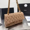 Lüks tasarımcı klasik tweed flep crossbody çanta fransız marka moda kadın omuz çantaları çanta ünlü çift mektup yüksek kaliteli sonbahar kış bayanlar satchel