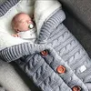 Sovsäckar höst och vintervagn baby sovsäck utomhusknapp baby stickad sovsäck ull borstad och tjock babys filt 231031