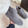 2024 New Australia Classic Snow Winter Boots Men Neumel Suede Boot Women Knee Mens Mens Series Booties Women Warm Bottes Size 34-45