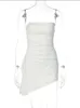 Sexig klänning kvinnor vit ärmlös från axel miniklänningar sommar snedstreck nacke dragskit nattfest vestidos het