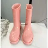 Дизайнерские модные женские резиновые сапоги на высоком каблуке до середины икры, непромокаемые водонепроницаемые туфли без шнуровки на низком однотонном каблуке, дизайн с пряжками на массивном каблуке
