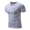 Mens T-shirts fläckar tees bokstäver tryckt avslappnad sommar man v hals kort ärm tops250r