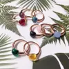 Kolorowe cukierki kwadratowy kryształowy pierścionek nudo mały design mikro cyrkon kamienie dla kobiet biżuteria imprezowa Y0723264W