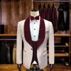 Custom Made Klassieke Mode Roze Bruidegom Tuxedos Bruidsjonkers Bourgondië Fluwelen Sjaal Revers Man Pak Bruiloft mannen Blazer Pakken Bl187V