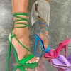 Sandaler Square Toe Ankle Strap Stiletto Women's Summer Solid Color High Heel Fluorescerande Hollow Gladiator Women skor Storlek 35-42