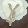 여자 Desinger Brooch 핀 브로치 핀 Crystal Pearl Gold 도금 시에 패션 애호가 웨딩 파티 크리스마스 선물 보석