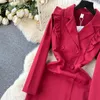 Casual jurken Cledeland Women Stijlvolle dubbele borsten Blazer -jurk Ruches Ruches lange mouw zeemeermin rood paarse midi vestido QD104