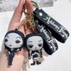 Action Toy Figures Horreur Halloween Mercredi Addams Porte-clés en silicone pour clés Famille Dessin animé 3D Porte-clés Modèle de rôle Pendentif Poupée Jouets 231031